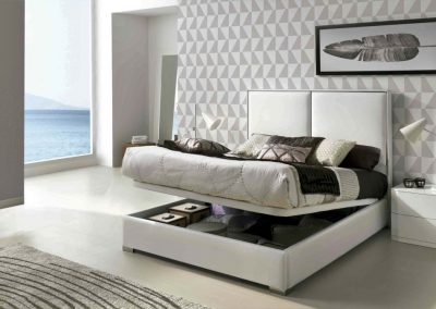 Modernūs miegamojo baldai Andrea 3