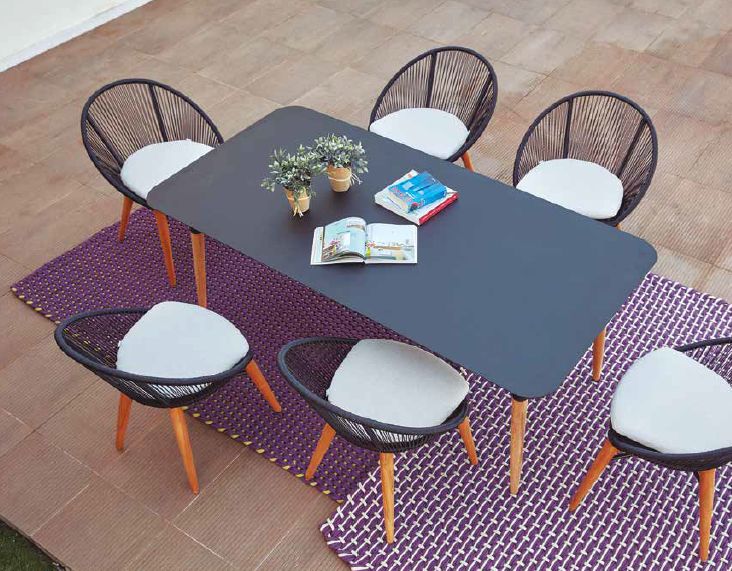 Modernūs lauko baldai stalas krėsliukai Dewi