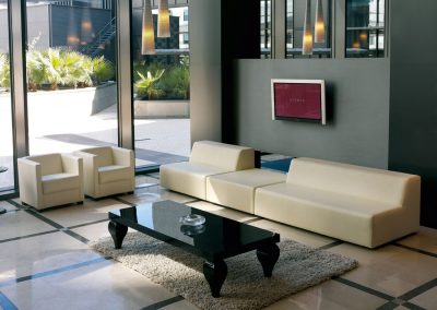 Moderni sofa Tink 13