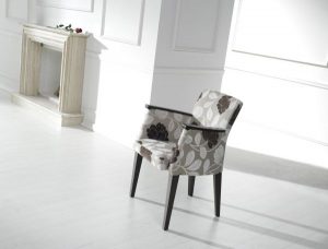 Modernios klasikos krėsliukas Betty 1