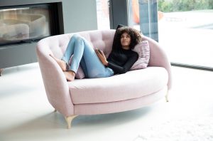 Modernios klasikos minkšti svetainės baldai sofa Astoria 10