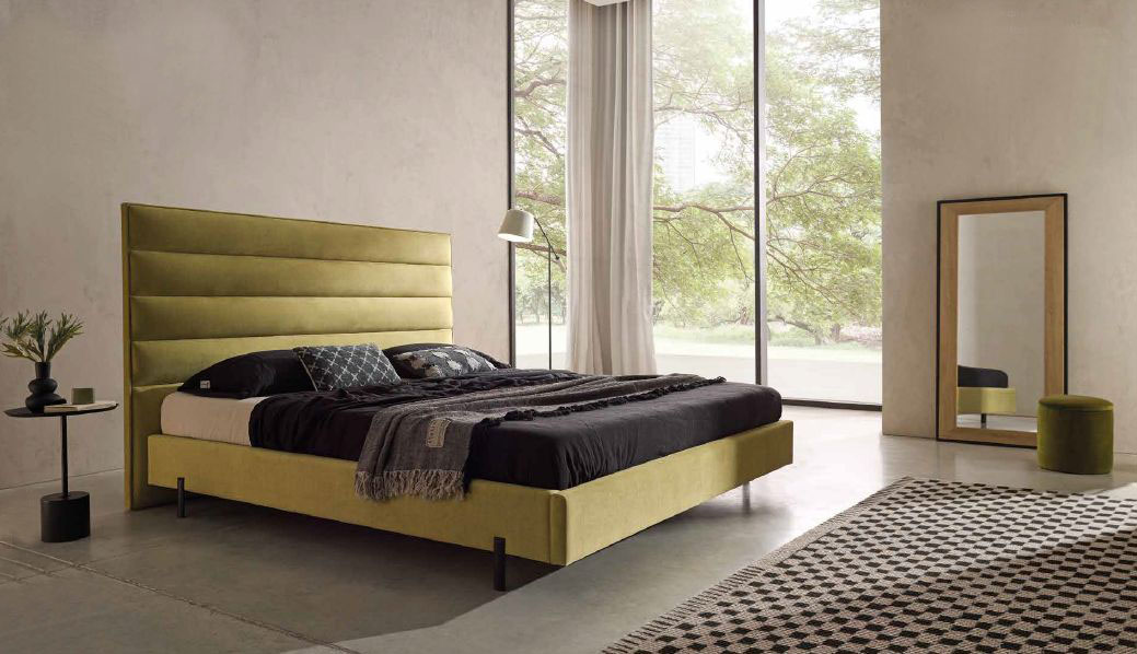 Modernūs miegamojo baldai lova Laron