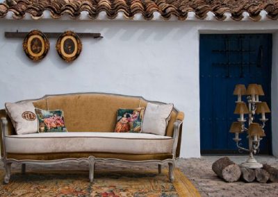 Klasikinio stiliaus sofa 1285.1