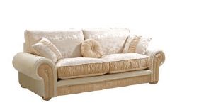 Klasikinio stiliaus sofa 1662.2