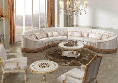 Klasikinio stiliaus sofa 1705.4
