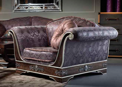 Klasikinio stiliaus sofa Royal 2