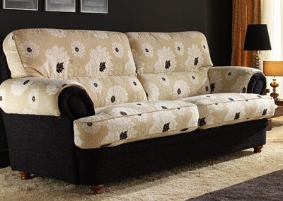 Klasikinio stiliaus sofa Budapest 7