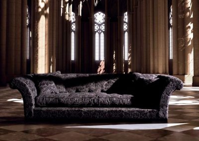 Klasikinio stiliaus sofa Dante