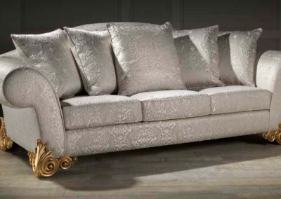 Klasikinio stiliaus sofa Mariola