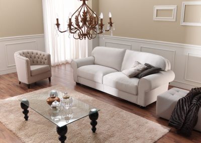 Klasikinio stiliaus sofa Musa 1