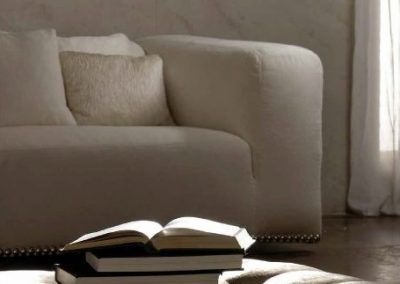 Modernios klasikos sofa Bond 1