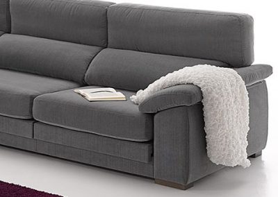 Modernios klasikos sofa Diana 1
