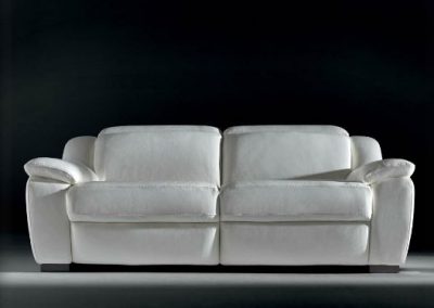 Modernios klasikos sofa Martina