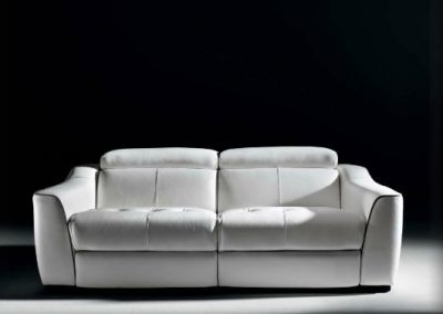 Modernios klasikos sofa Monaco