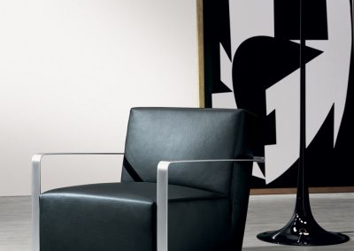 Modernūs minkšti svetainės baldai krėslas Brando
