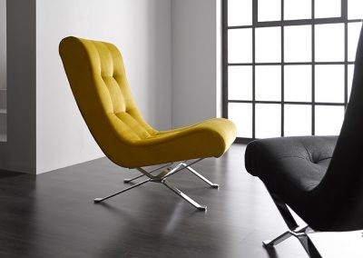 Modernūs minkšti svetainės baldai krėslas Oliv 3