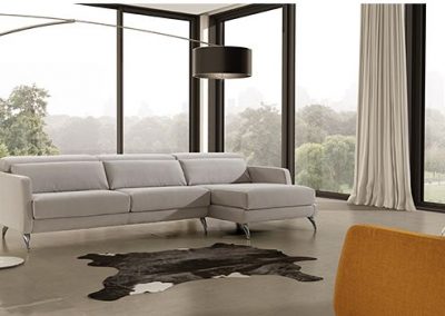 Modernūs minkšti svetainės baldai sofa Bianca 2