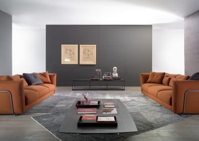Modernūs minkšti svetainės baldai sofa Form 1