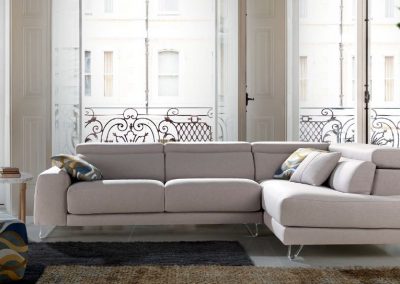 Modernūs minkšti svetainės baldai sofa Fusion