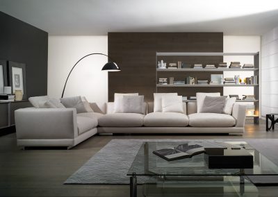 Modernūs minkšti svetainės baldai sofa James 1