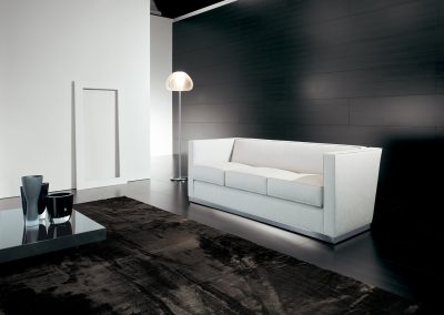 Modernūs minkšti svetainės baldai sofa K2