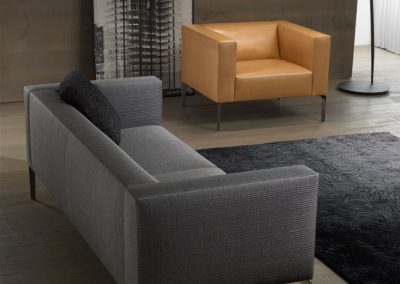 Modernūs minkšti svetainės baldai sofa Kubrick 2