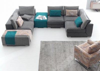 Modernūs minkšti svetainės baldai sofa Loewe 4