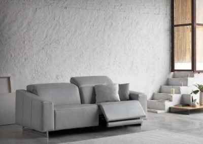 Modernūs minkšti svetainės baldai sofa Lugano 2