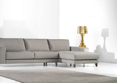 Modernūs minkšti svetainės baldai sofa Santana 3