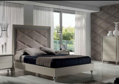 Modernios klasikos miegamojo baldai Alba 7