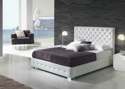 Modernios klasikos miegamojo baldai Alma 1