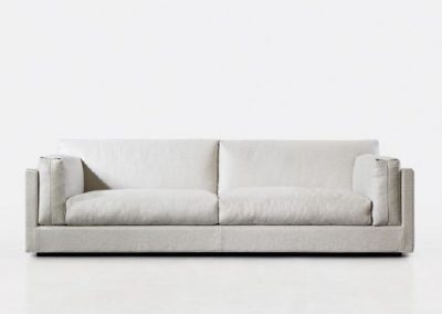Modernūs minkšti svetainės baldai sofa Code