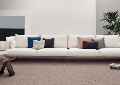 Modernūs minkšti svetainės baldai sofa Serene