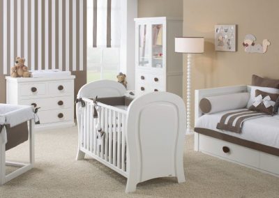 Modernios klasikos kūdikio baldai Cuore
