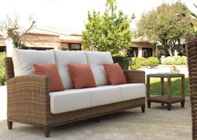 Modernios klasikos lauko baldai sofa Agadir 2
