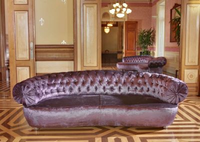 Klasikinė sofa Elly 1