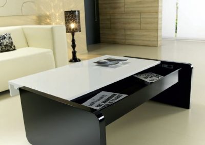 Modernūs svetainės baldai staliukas Brenta 1