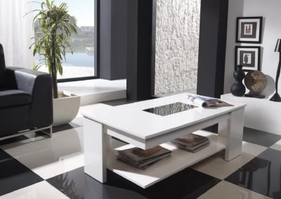 Modernūs svetainės baldai staliukas Cubic 25000
