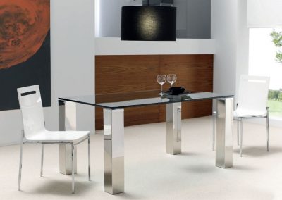 Modernūs valgomojo baldai stalas kėdė Vision 5