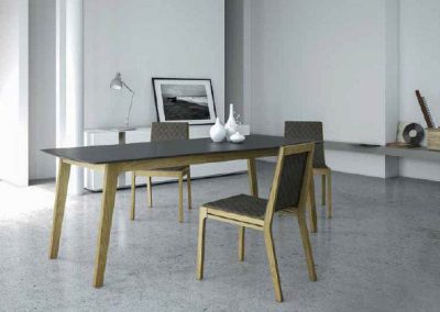 Moderni kėdė Pluma stalas Guipuzcoa