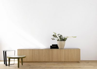 Modernūs svetainės baldai staliukas tryp 2