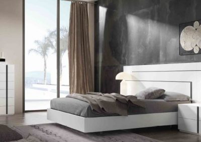 Modernūs miegamojo baldai Dream 03