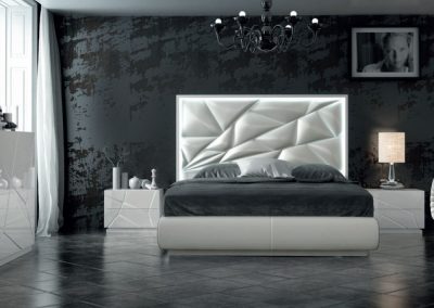 Modernūs miegamojo baldai Avanty Ex 15