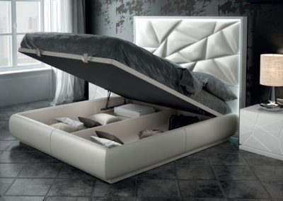 Modernūs miegamojo baldai Avanty Ex 15.2