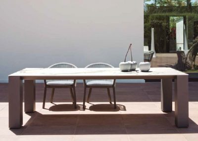 Modernūs lauko baldai stalas krėsliukai Sofia 1