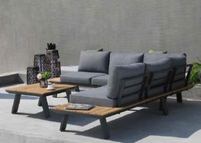 Modernūs lauko baldai kampinė sofa staliukas Lagos 3