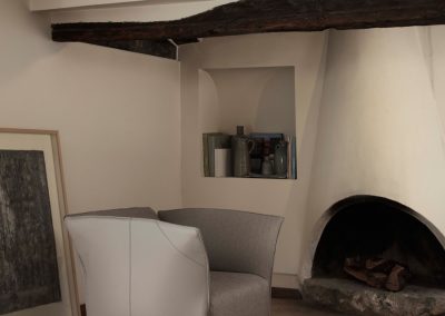 Modernūs minkšti svetainės baldai fotelis Nest 15