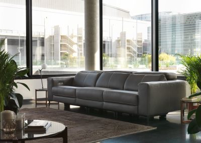 Modernūs minkšti svetainės baldai sofa Blend