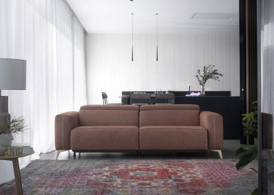 Modernūs minkšti svetainės baldai sofa Elnido 4