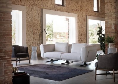 Modernūs minkšti svetainės baldai sofa Kara 5